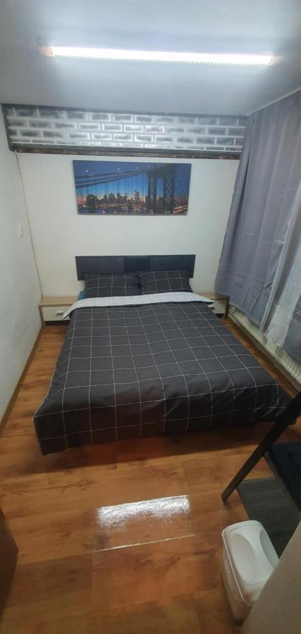 Five Studio Apartment Cluj-Napoca Exterior photo